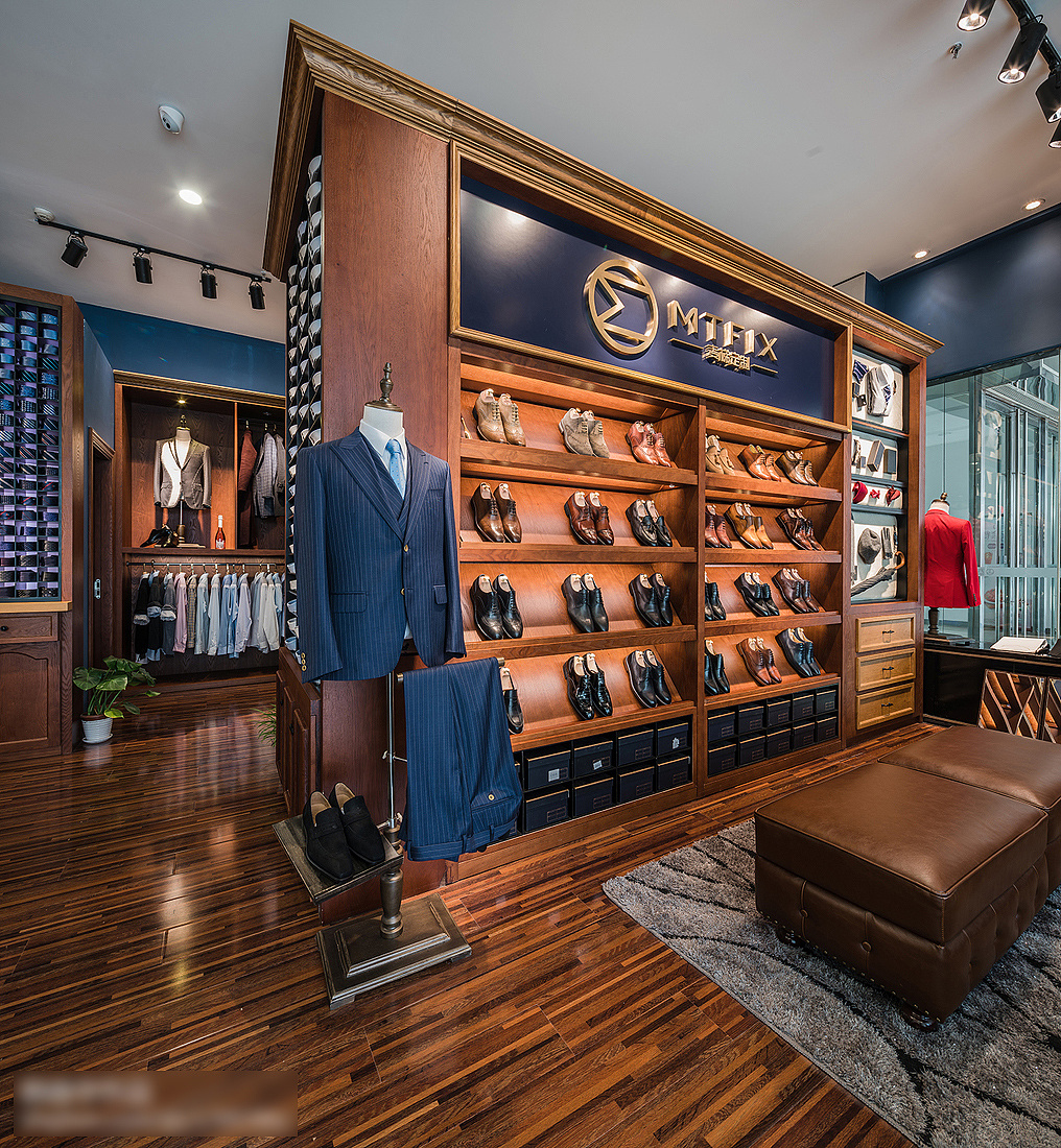 鎮(zhèn)江萬達廣場麥梯定制男裝西裝店 時尚與質(zhì)感并存的零售空間